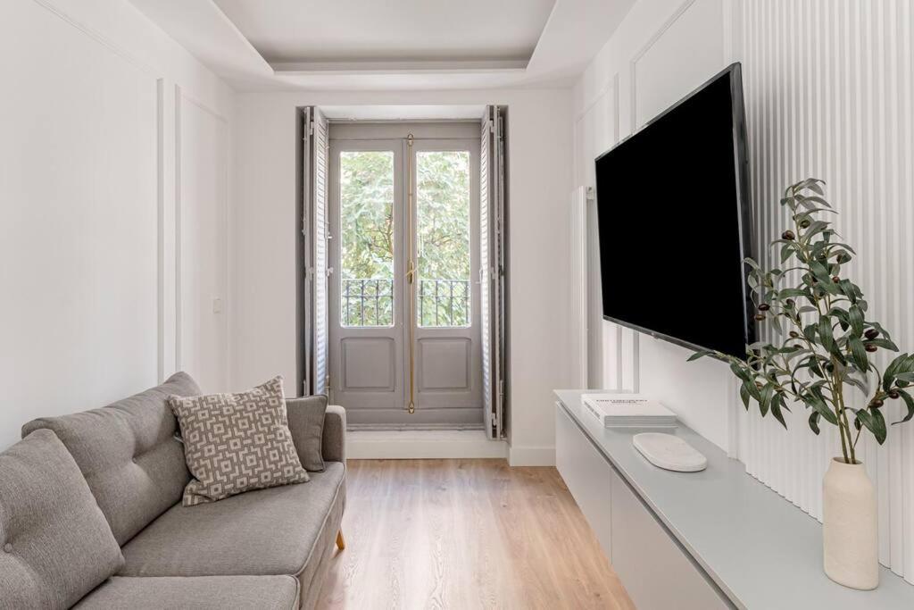 Centro XIV Calle Mayor 3Br 3Bh Apartman Madrid Kültér fotó