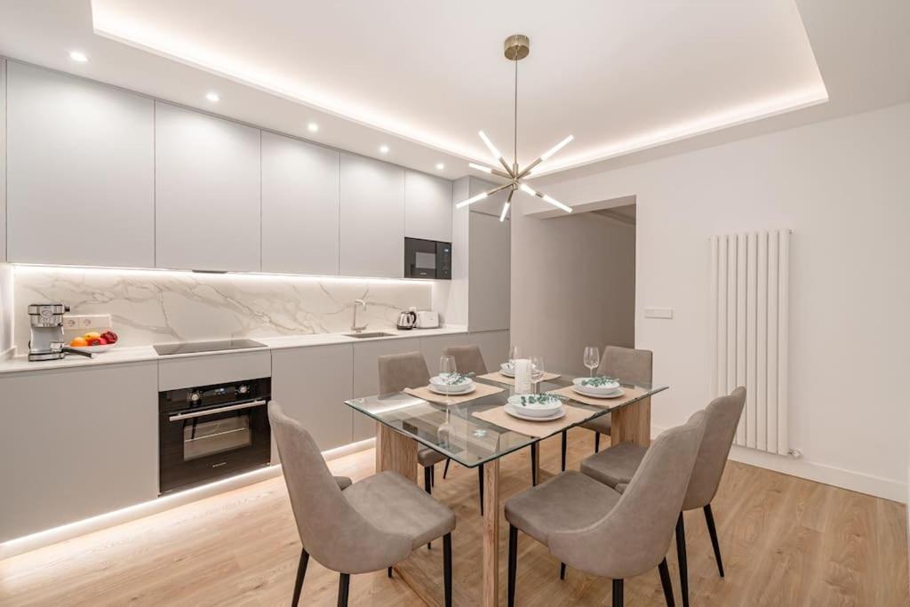 Centro XIV Calle Mayor 3Br 3Bh Apartman Madrid Kültér fotó